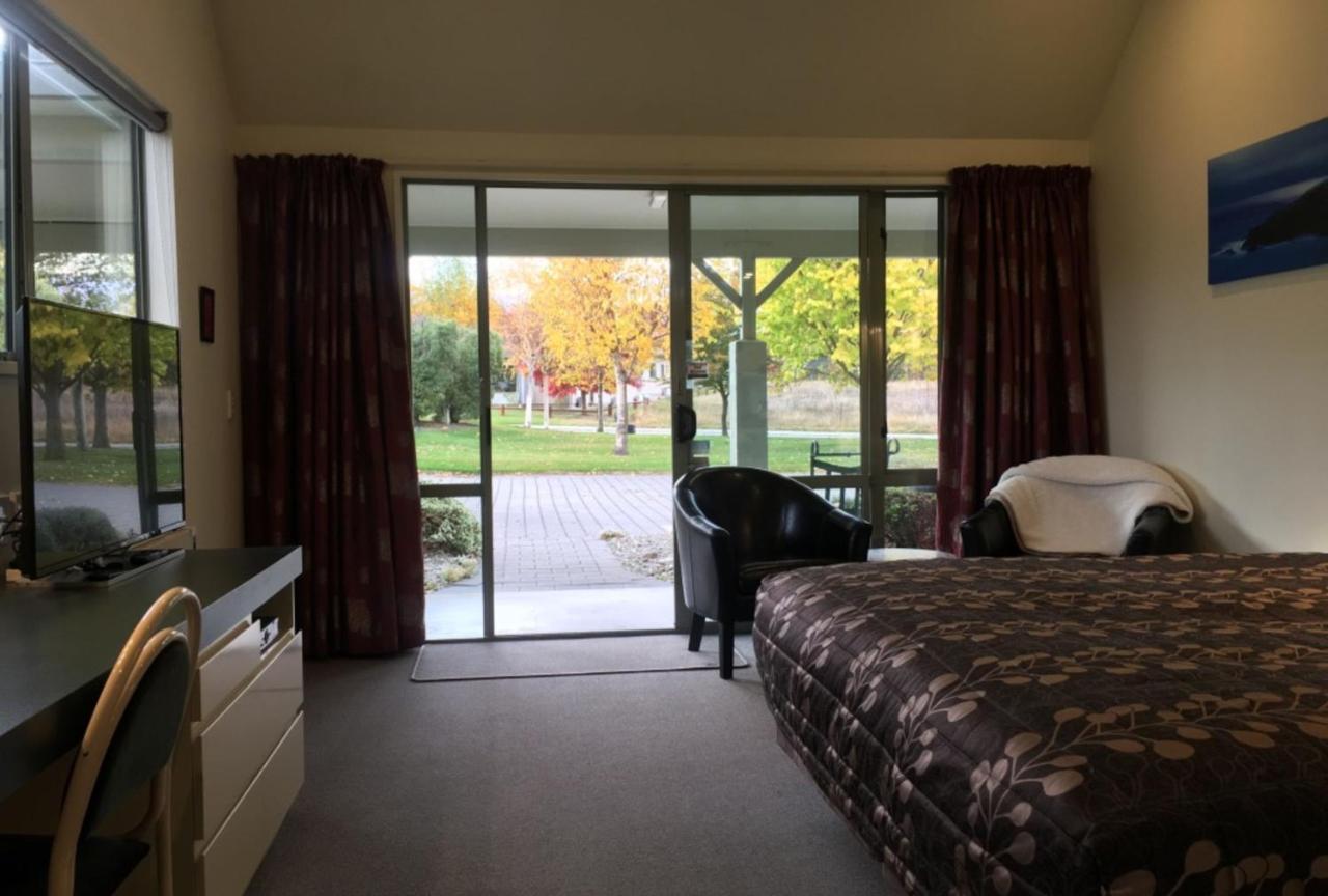 Colonial Manor Motel Cromwell Dış mekan fotoğraf